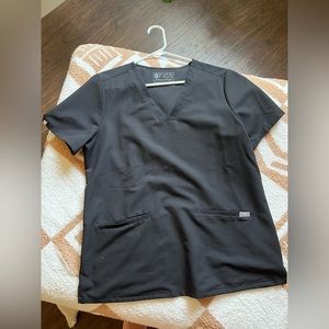 Figs scrub top-black
